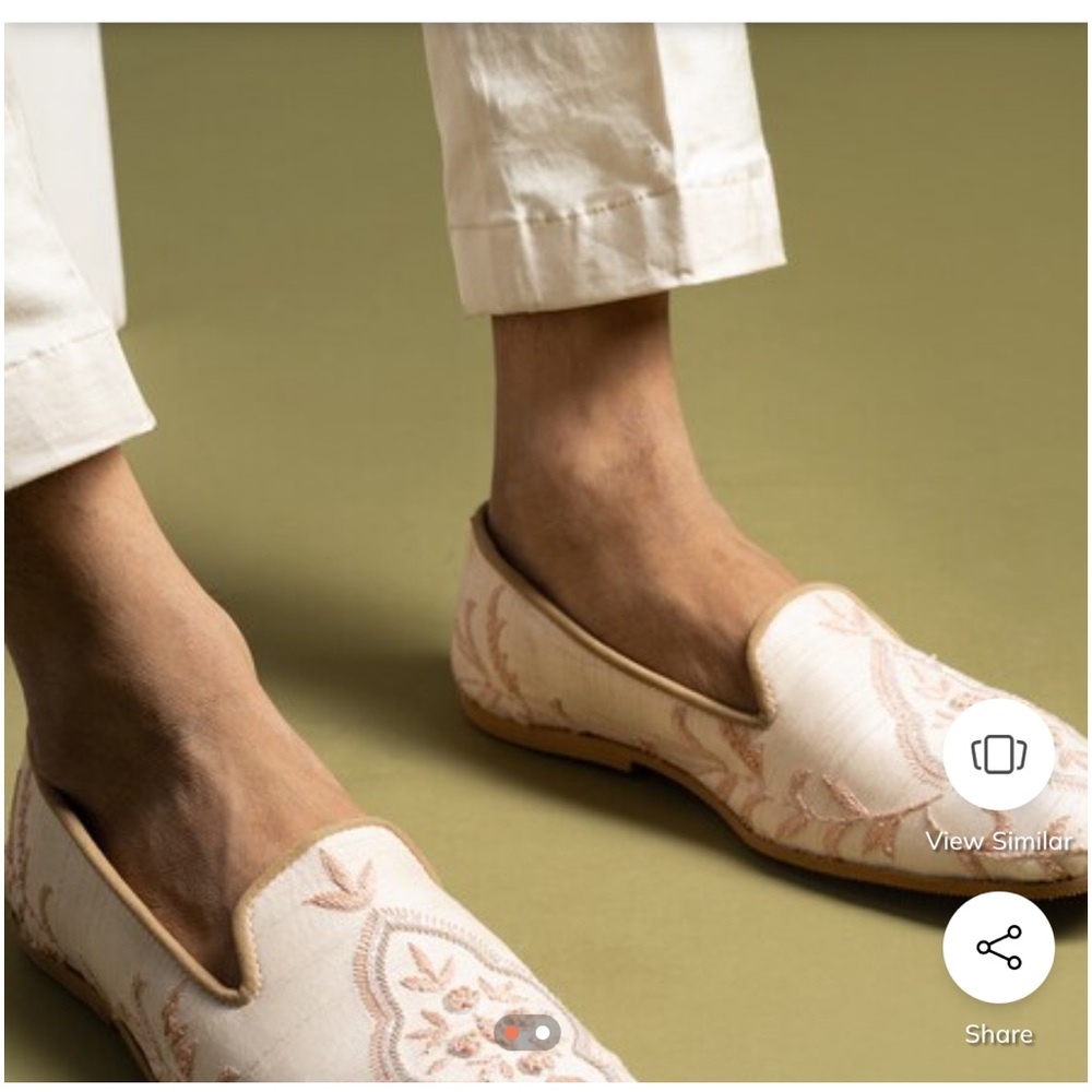 Brand new shine Indian men’s shoe